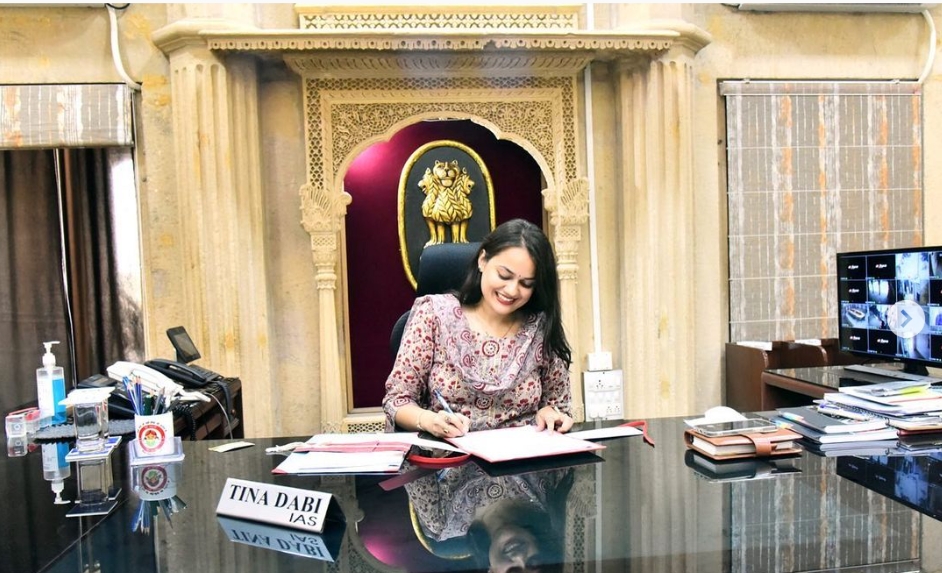 Images Dabi, UPSC's 2015 batch topper, was Jaisalmer's first female collector. (Source: Tina Dabi/ Instagram) Dabi, UPSC's 2015 batch topper, was Jaisalmer's first female collector. (Source: Tina Dabi/ Instagram)